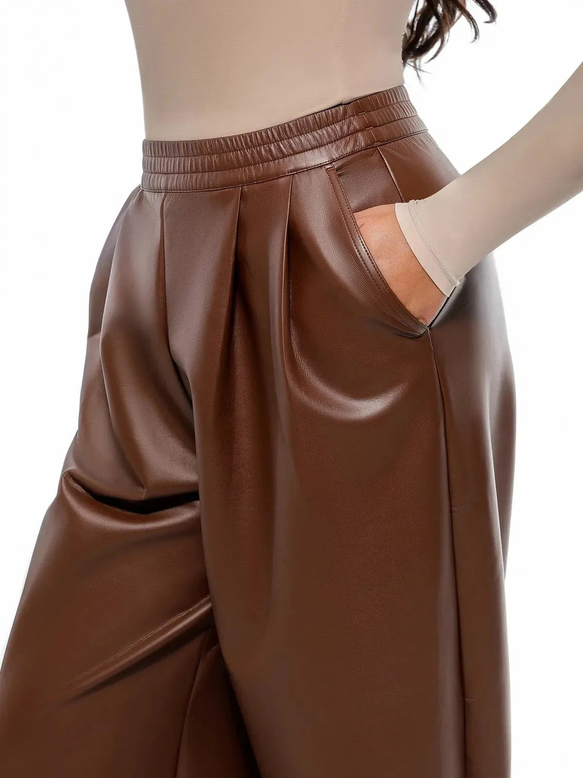 Pantalons larges taille haute en simili cuir