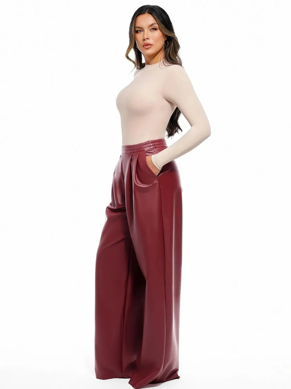 Pantalons larges taille haute en simili cuir