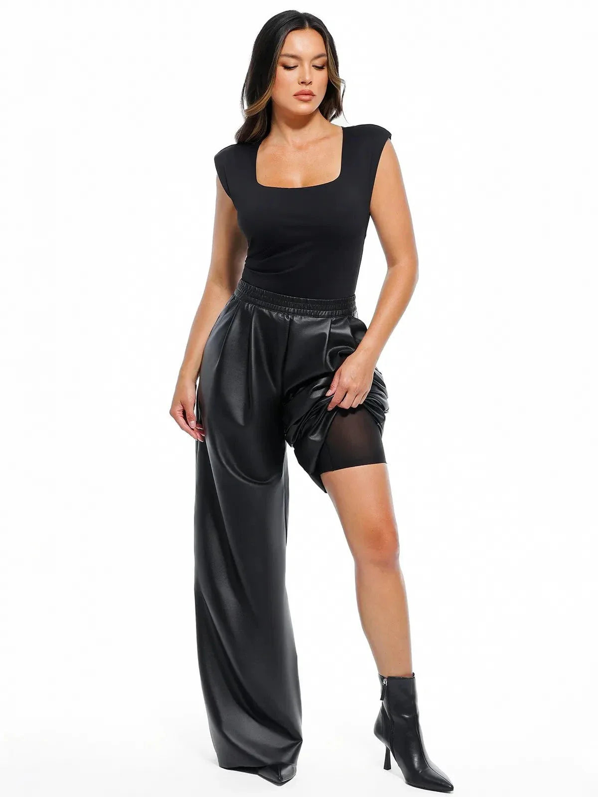 Pantalons larges taille haute en simili cuir