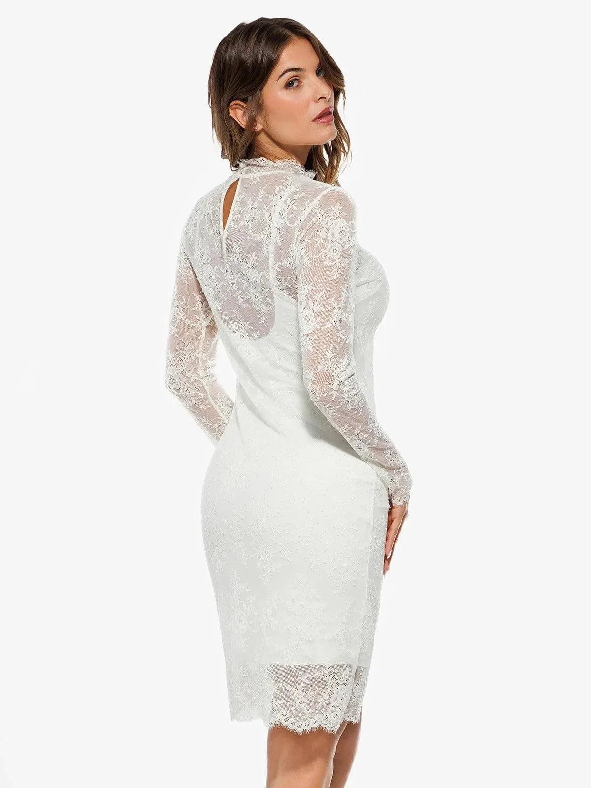 Robe Sculptante en Dentelle 2-en-1