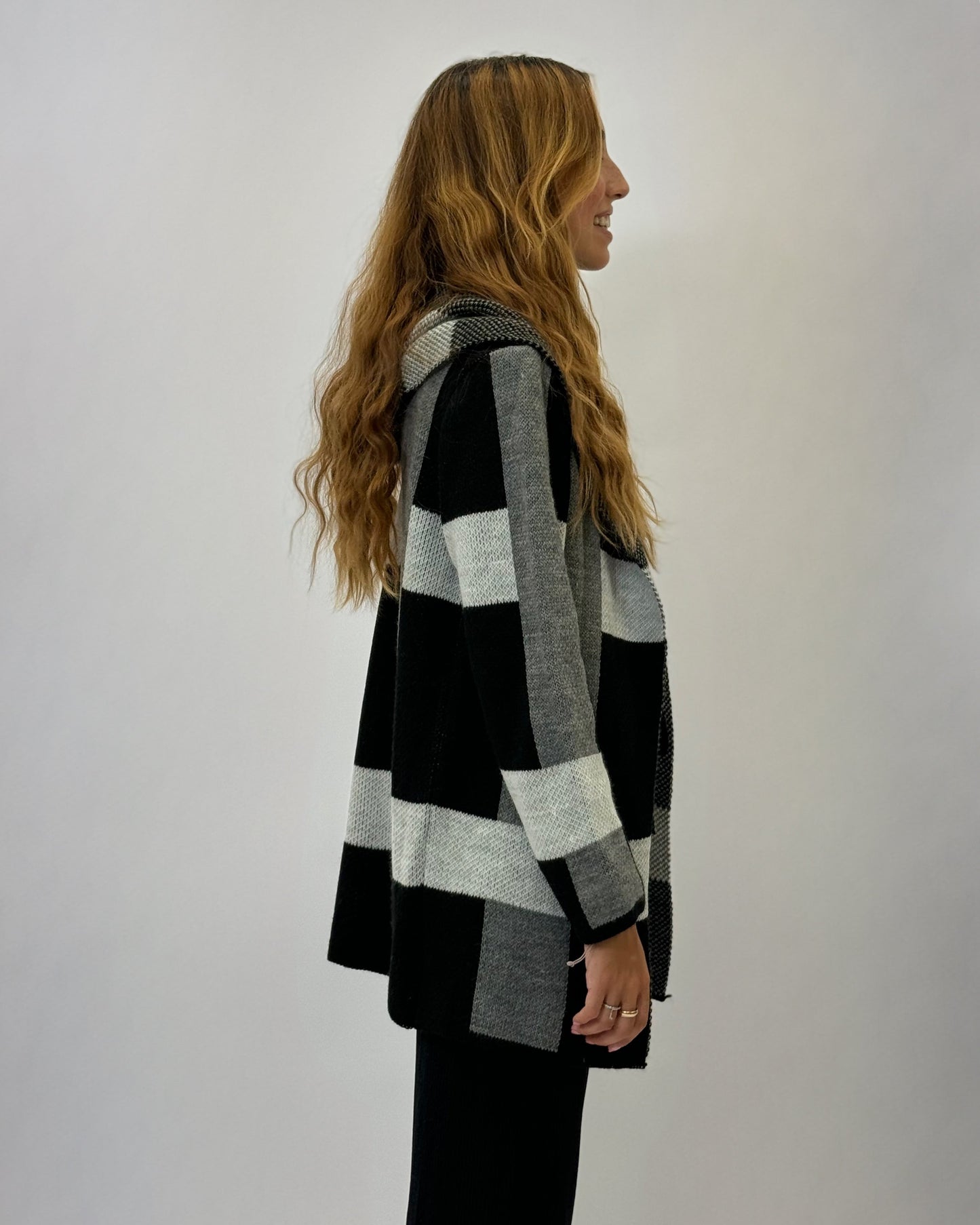 Cardigan morbido con cappuccio