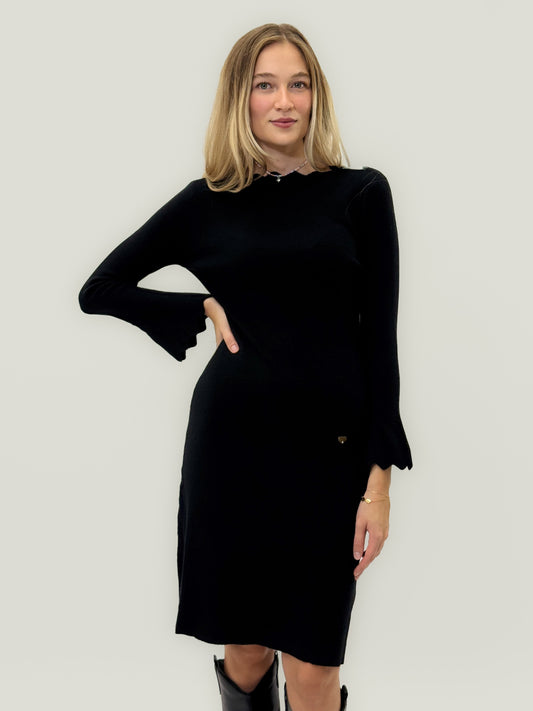 Robe midi en maille avec manches évasées