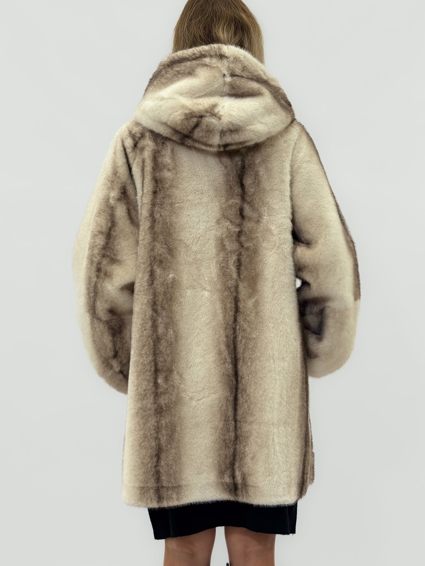 Pelliccia synthétique premium avec fermetures bijoux