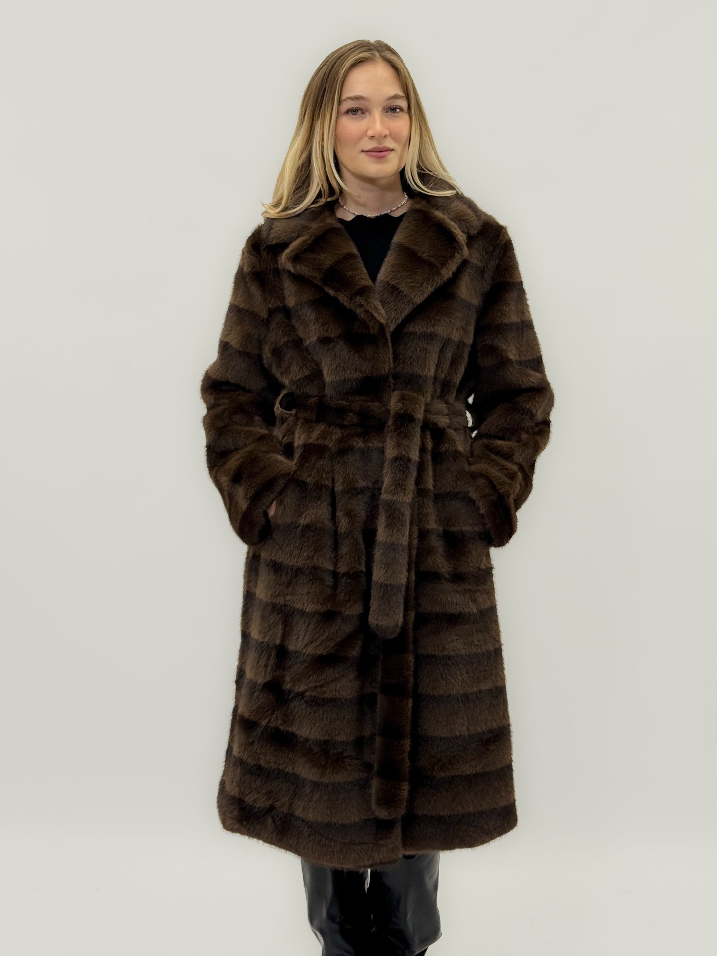 Manteau long avec ceinture et grands revers - Monaco