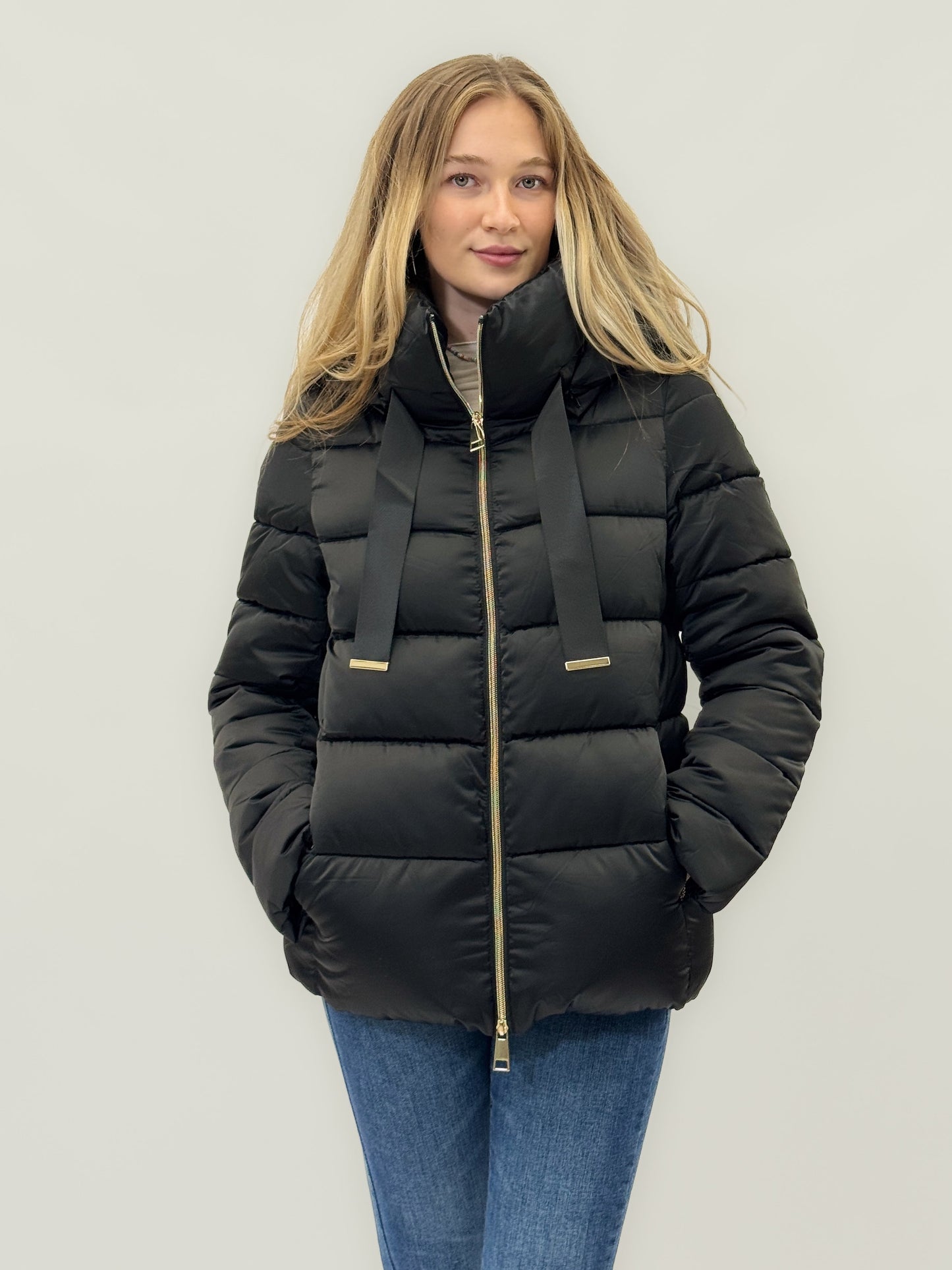 Doudoune premium avec détails dorés