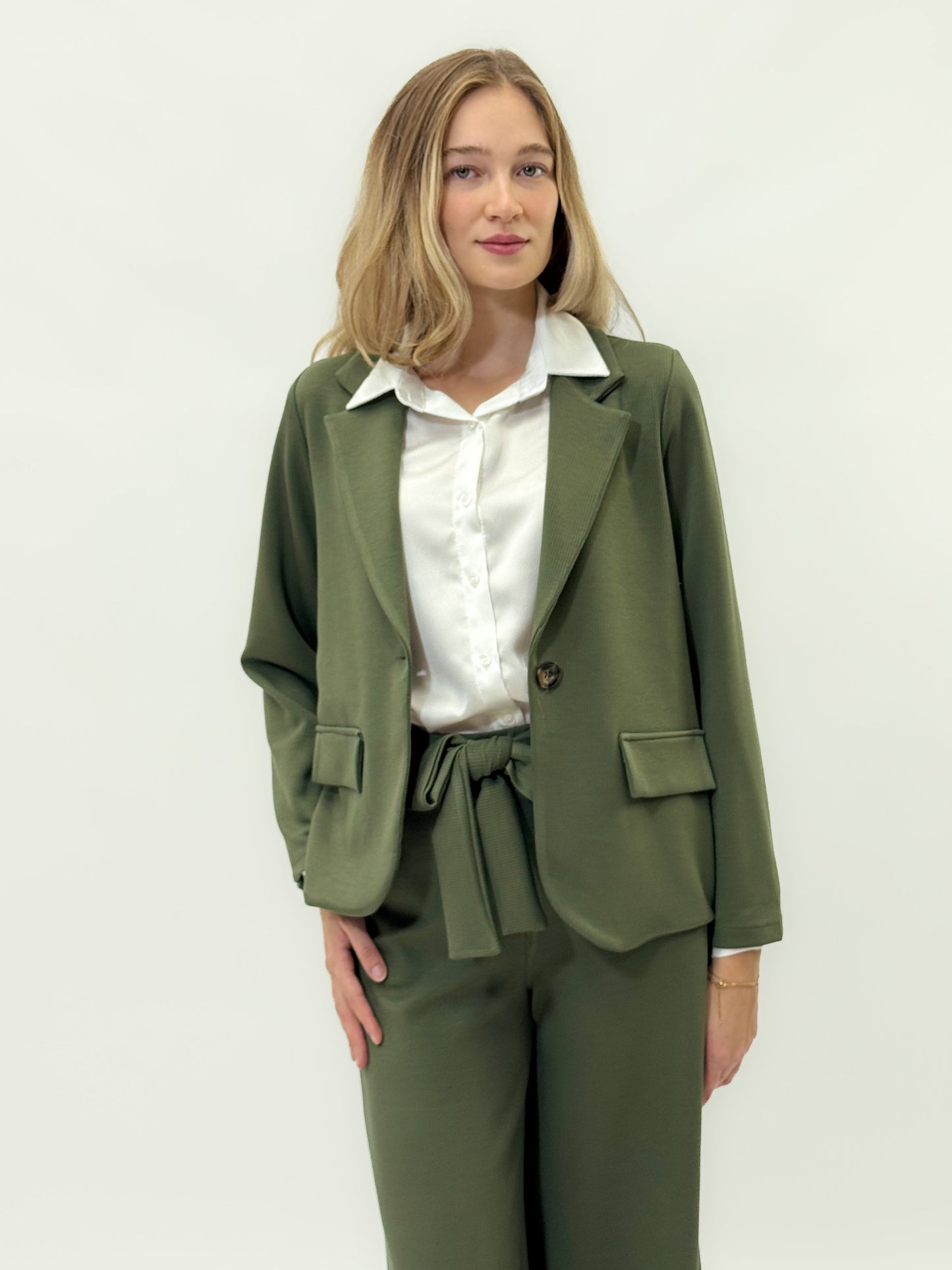 Veste monopette avec poches avant