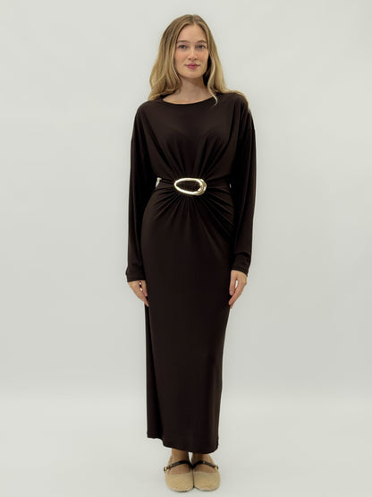 Robe longue avec détail doré