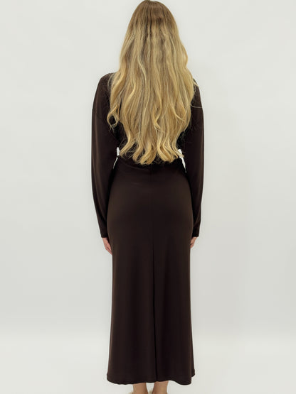 Robe longue avec détail doré