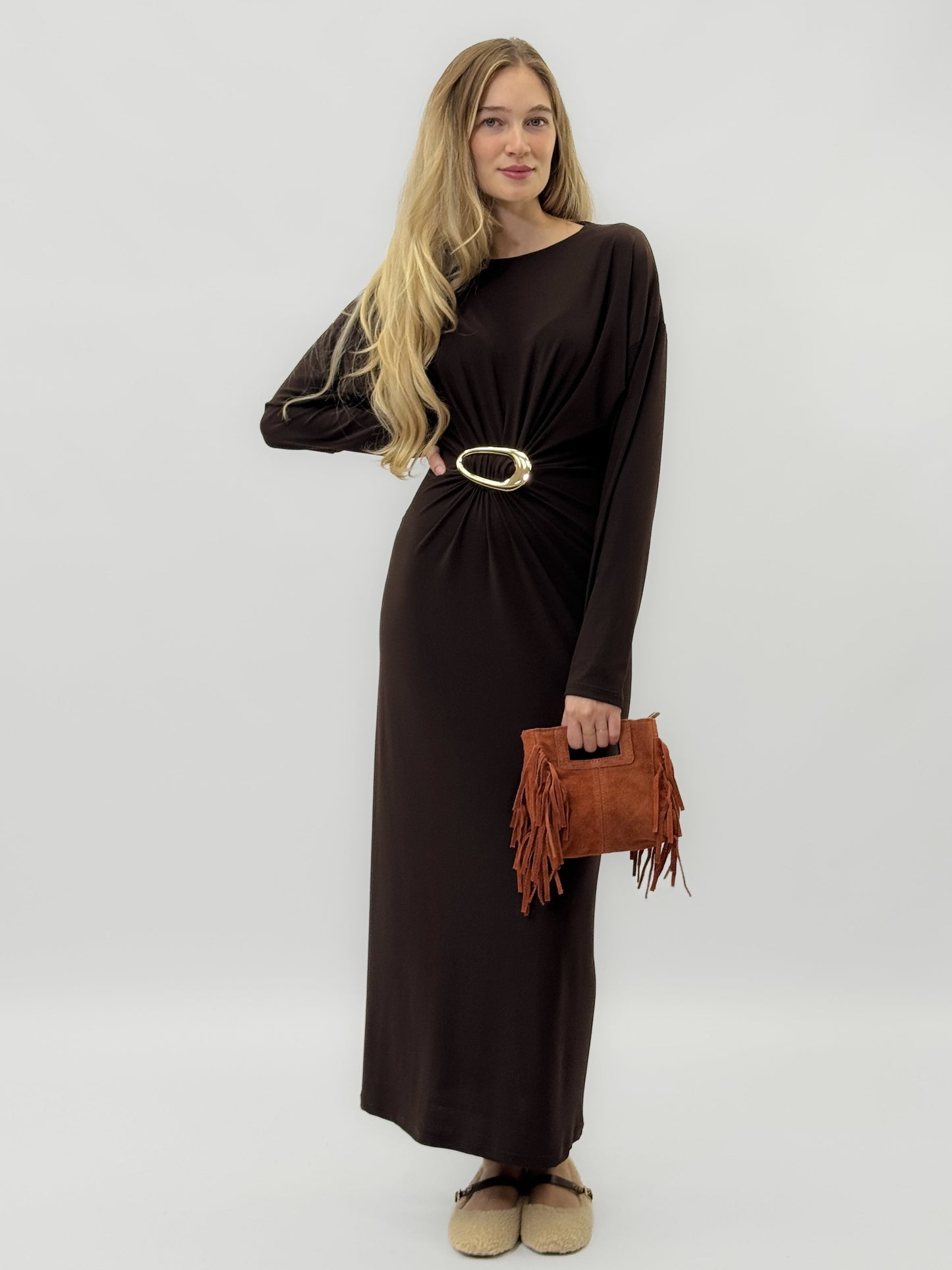 Robe longue avec détail doré