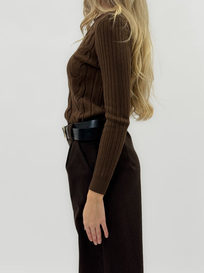 Pull en tricot avec des détails classiques