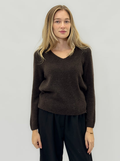 Pull en mélange d'alpaga à col V