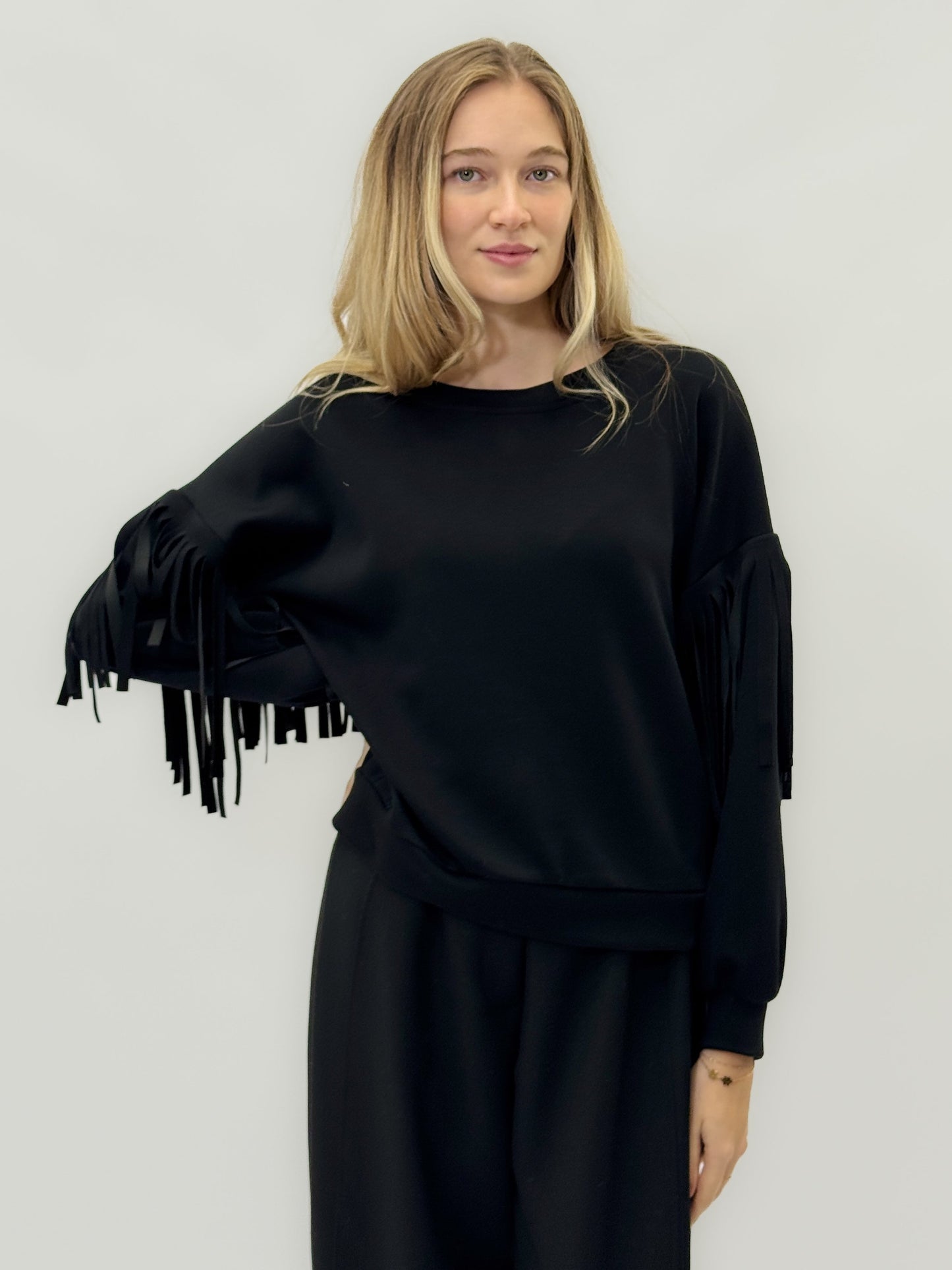 Sweat à franges sur les manches