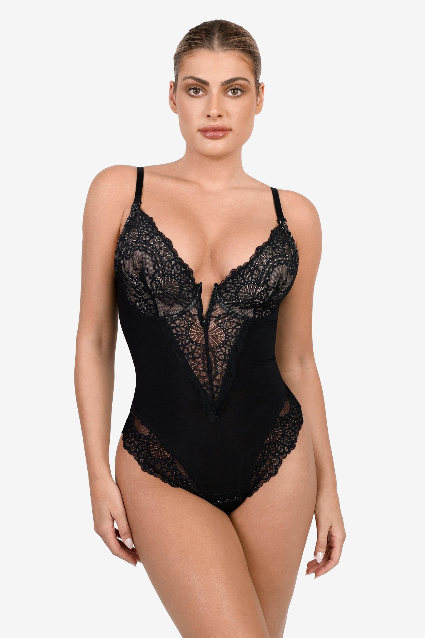 Ensemble de Body en Dentelle à Col V Profond et Jupe Midi en Similicuir