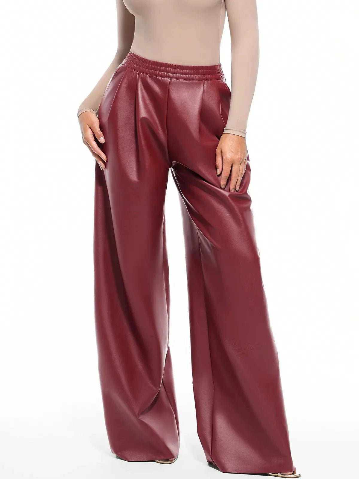 Pantalons larges taille haute en simili cuir