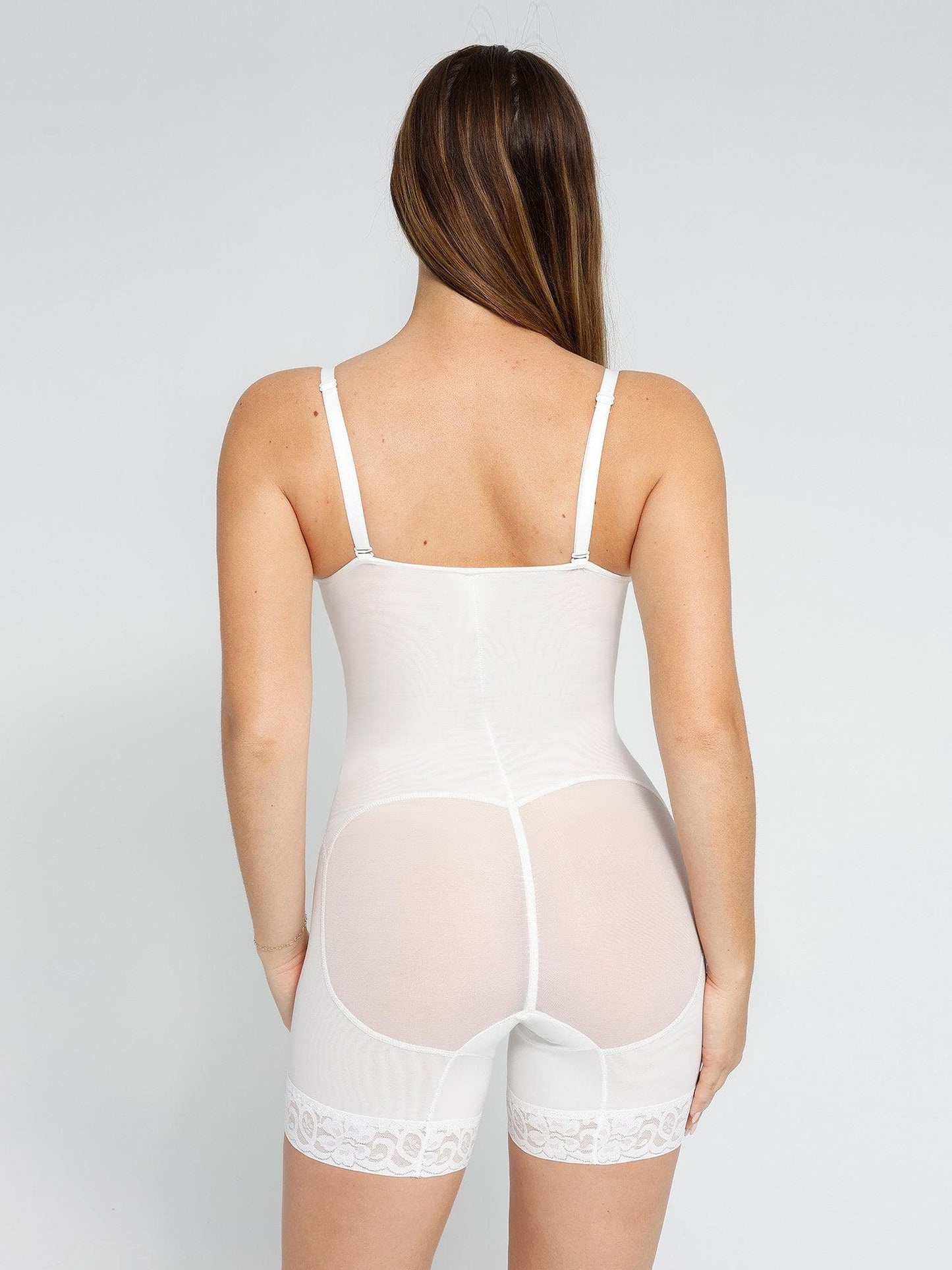 Body en Dentelle à Encolure Profonde en V ou Jupes en Similicuir