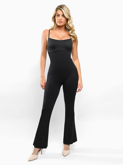 Combinaison Jumpsuit Sculptante à Jambes Évasées avec Bretelles
