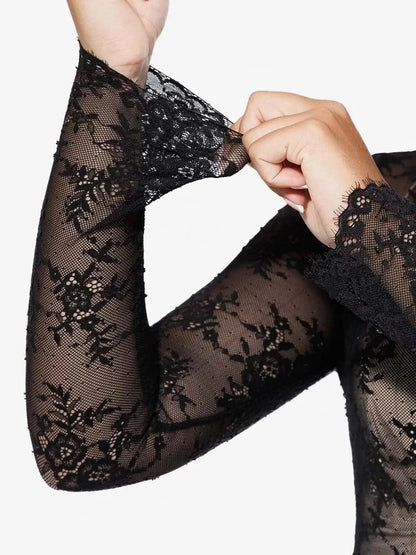Robe Sculptante en Dentelle 2-en-1