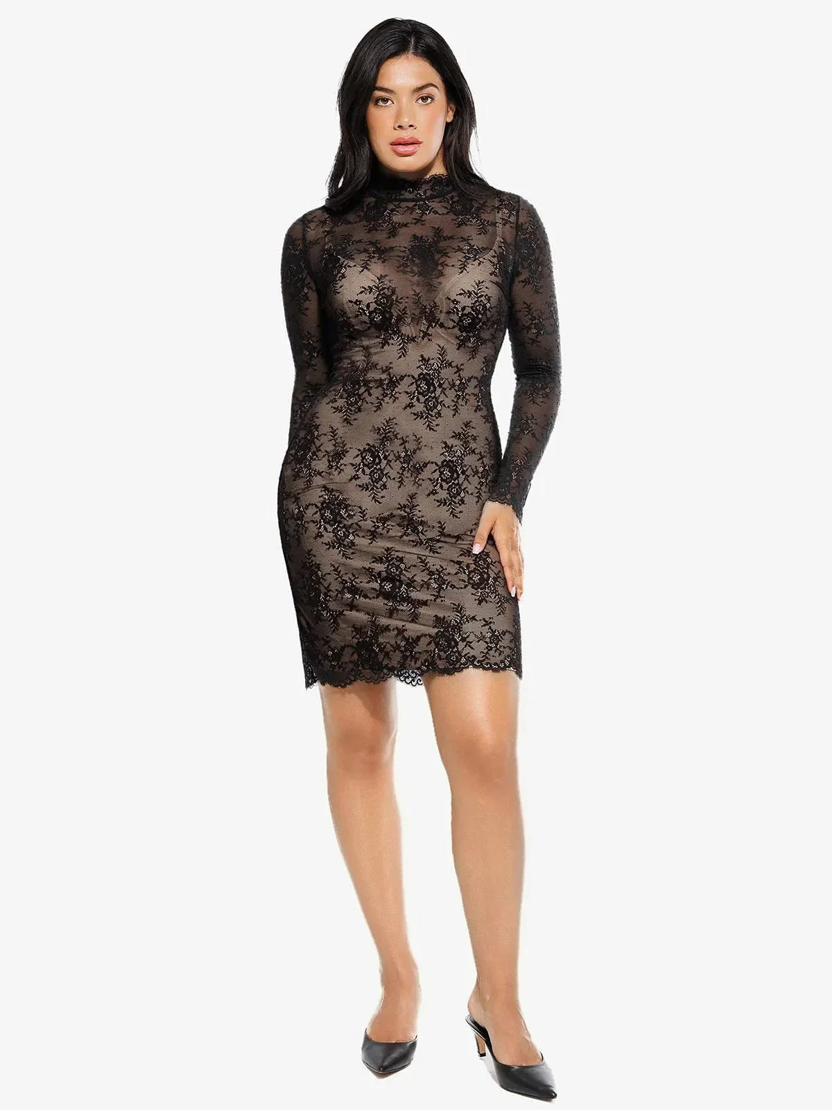 Robe Sculptante en Dentelle 2-en-1