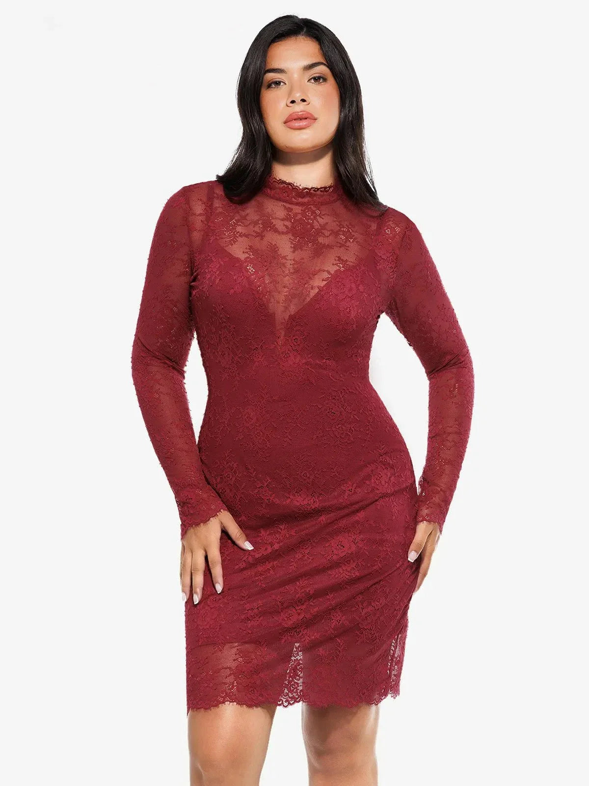 Robe Sculptante en Dentelle 2-en-1