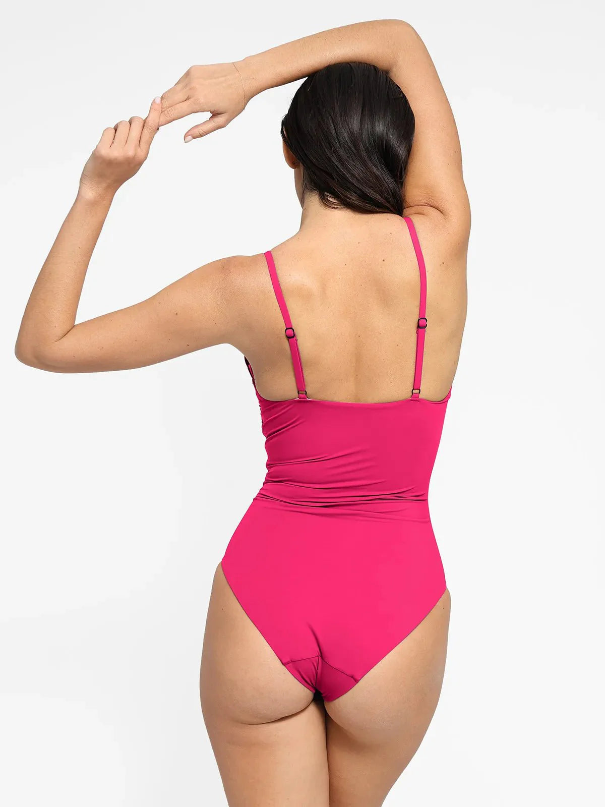 Maillot de bain une pièce sculptant à fronces et devant croisé