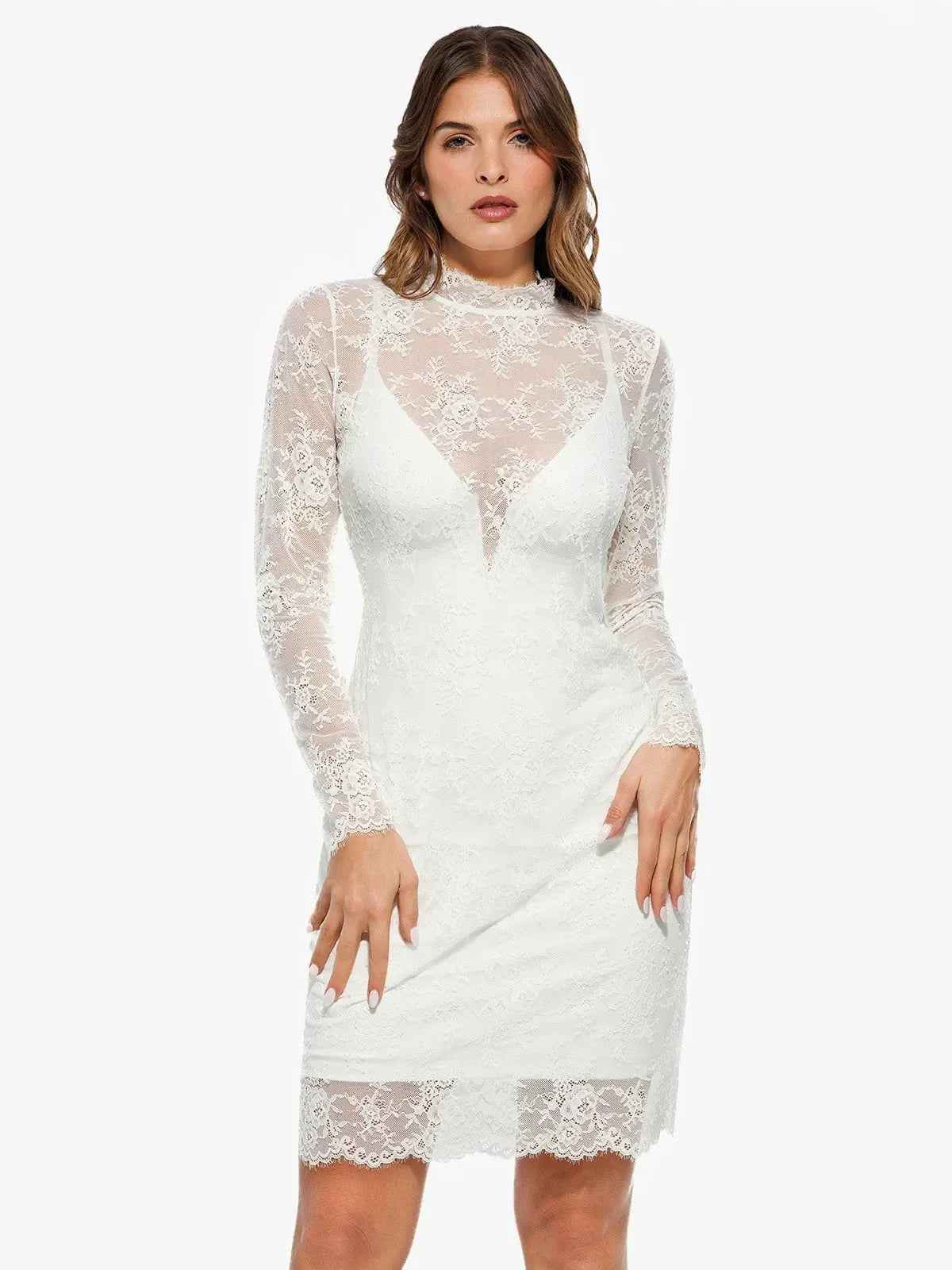 Robe Sculptante en Dentelle 2-en-1